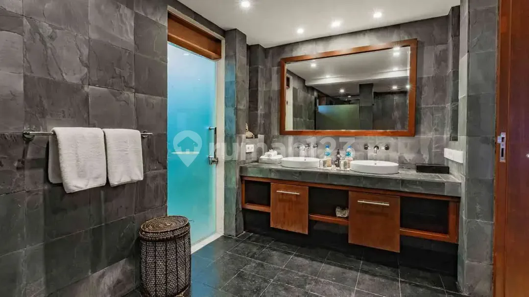 6 Bedrooms With Breathtaking And Unblock Ocean View In Pandawa - Image 3 of 4