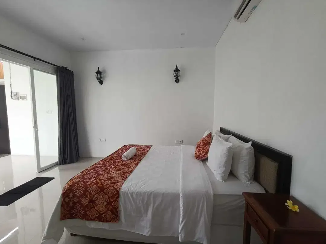 For rent 2 bedroom villa at Padonan area close to Canggu - Image 5 of 7