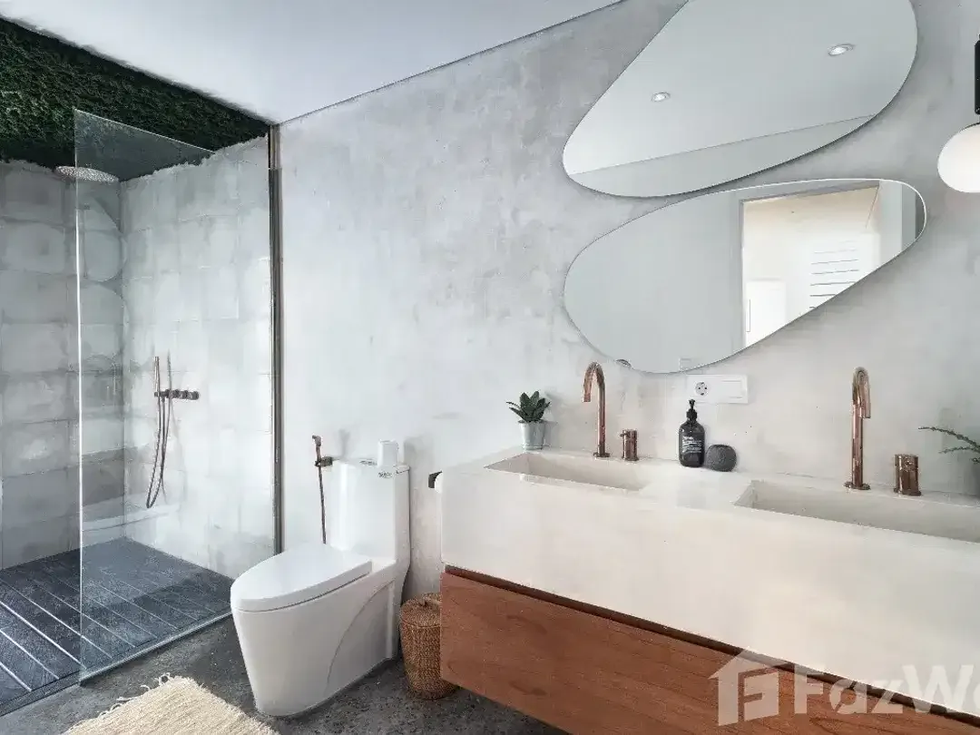 Ocean View Sky Pool 2BR Penthouse in Berawa, Private Rooftop - Image 6 of 10