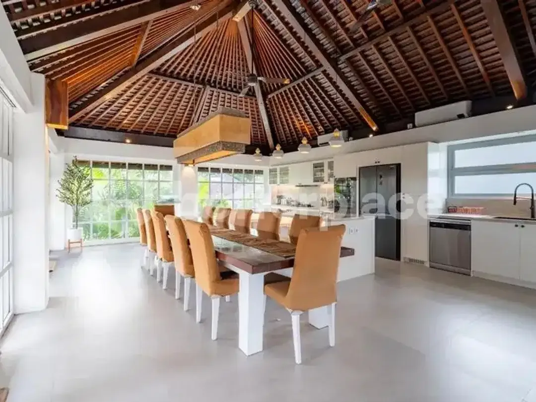 Where Prestige Meets Profitability – A Rare Grand Luxury 4-Bed Villa in Seminyak Drupadi Designed for Elevated Living and Investment - Image 7 of 10
