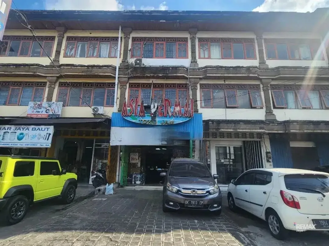 Ruko Ex Toko Jam dijual di Gatsu Tengah. - Image 9 of 10