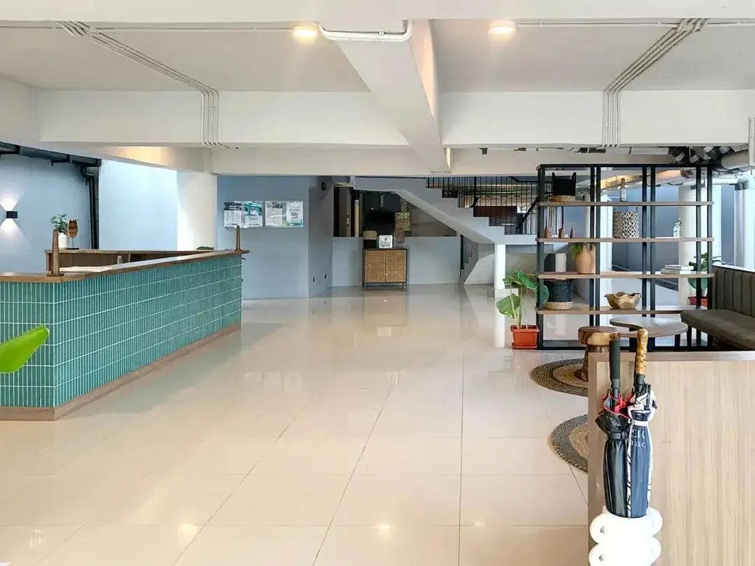 Disewakan Tempat Usaha Strategis di Kuta – Arae Lobby Cocok Minimarket, Salon, Coffee Shop - Image 3 of 5