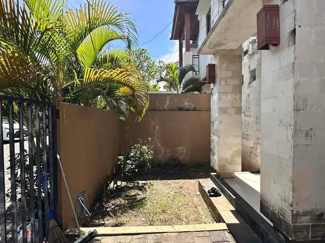 Rumah MURAH Cluster One Gate System Royal Garden Residence Nusa Dua - Image 5 of 10