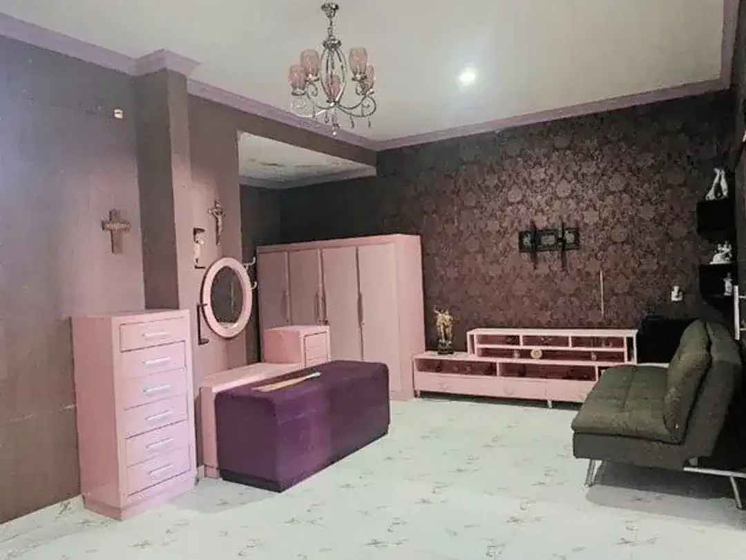 Rumah 8 Kamar Tidur Siap Huni Dijual, di Muding, Kerobokan Area - Image 8 of 9