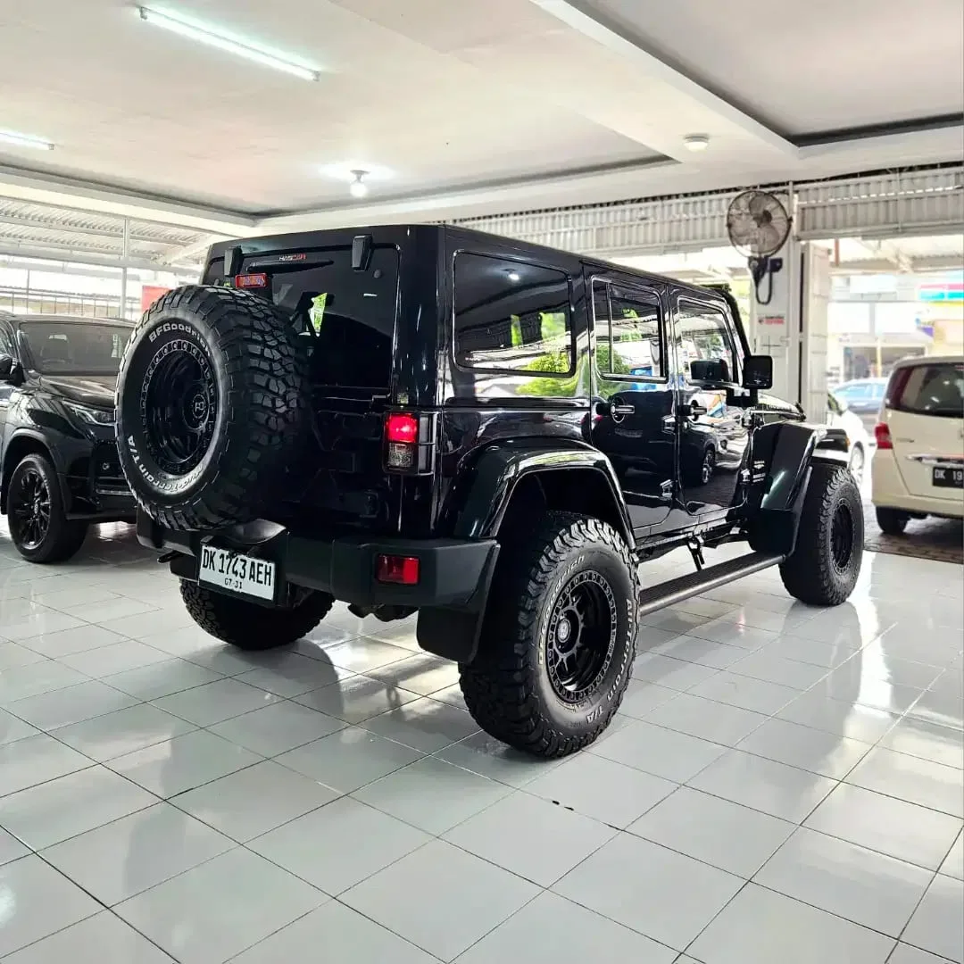 [2015] DP 50jt! Jeep Wrangler JK Sahara 2015 up Rubicon 3.6 at DK 2016 - Image 4 of 10