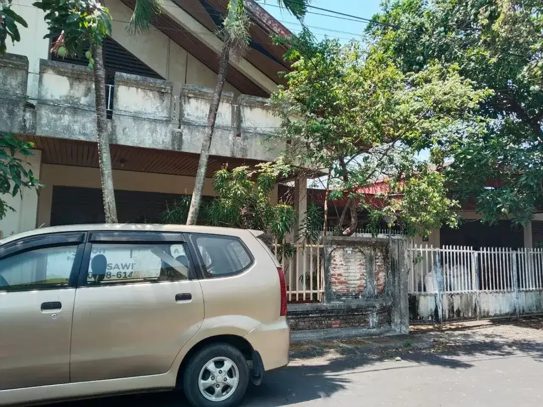 TANAH BERISI BANGUNAN 2 LANTAI DI JL GN AGUNG DENPASAR DEKAT HOTEL - Image 2 of 7