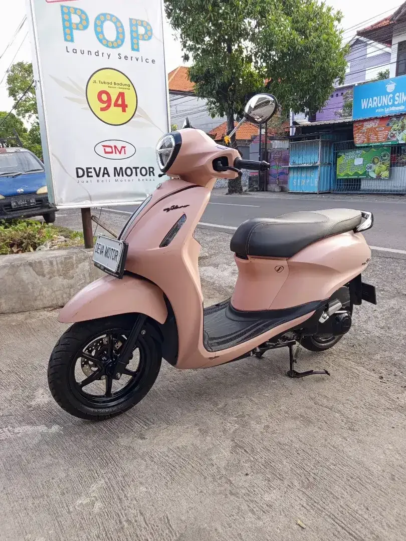 Filano pink Deva motor - Image 3 of 10