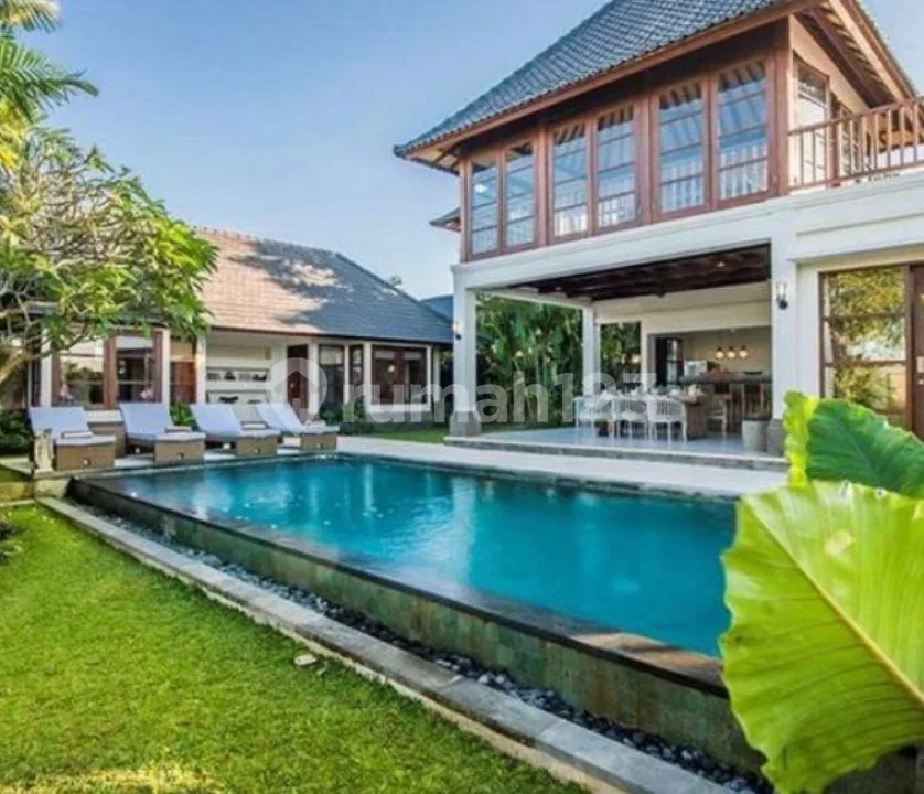 Luxury Villa Kedungu - View sawah dan Laut 3BR luas 753m2 - Image 1 of 4