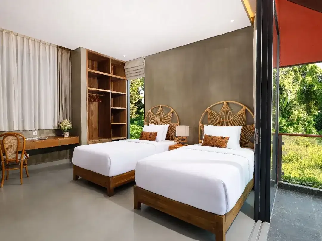 Disewakan Villa Eliza Lokasi Strategis Di Kawasan Canggu Dekat Wisata Di Bali - Image 4 of 10