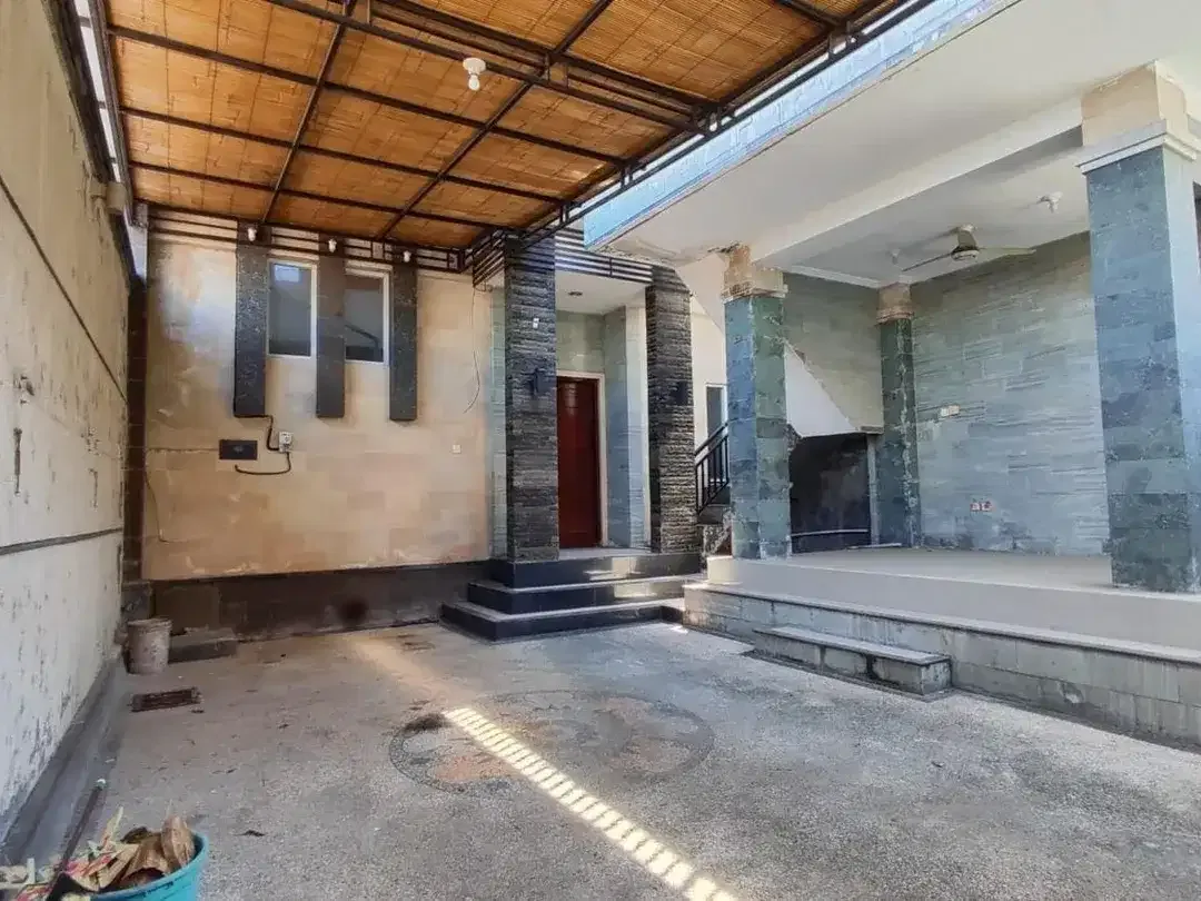 Rumah Dijual 2 Lantai Ubung Lokasi Strategis Pusat Kota. - Image 5 of 10