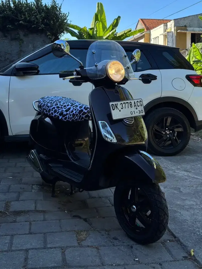 Vespa LX 2013 3v 150cc - Image 1 of 5