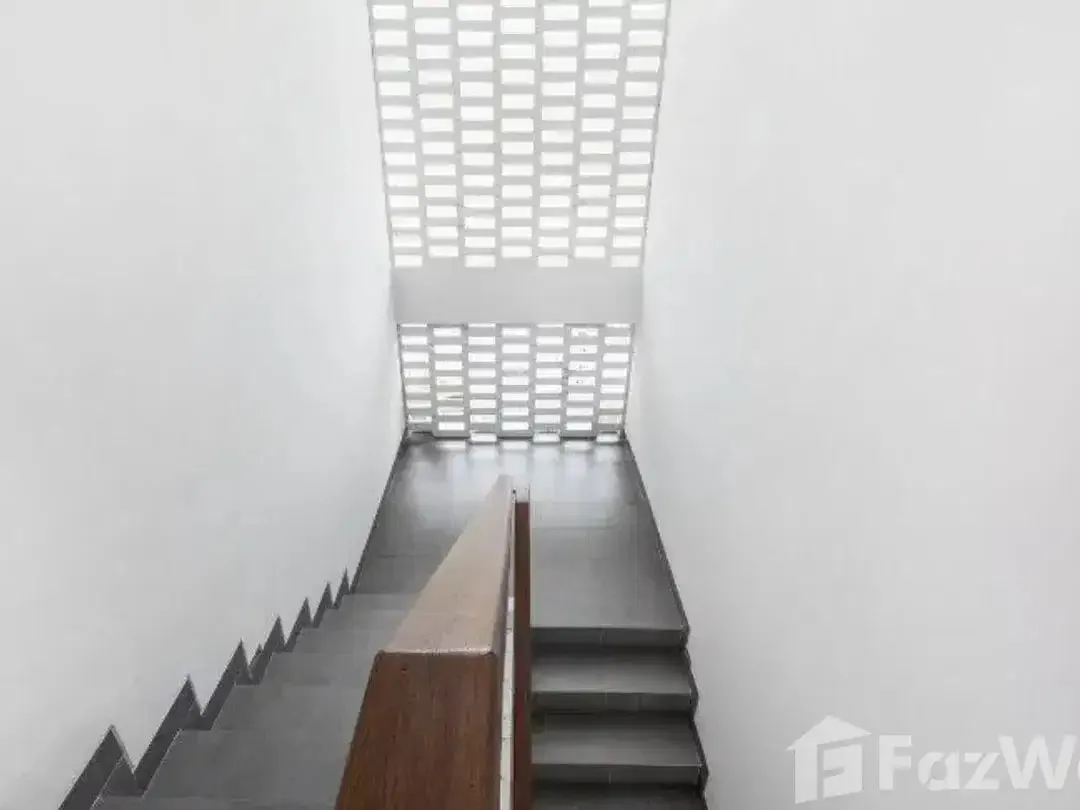 Hotel for sale in Seminyak, Bali - Image 8 of 10