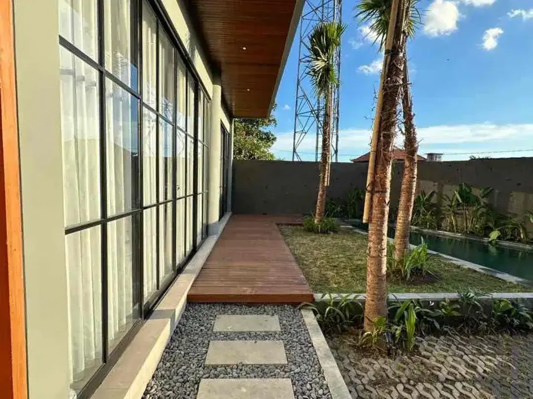 Eiffel Villa 
Modern kontemporer Villa

In Cepaka Munggu - Image 5 of 10