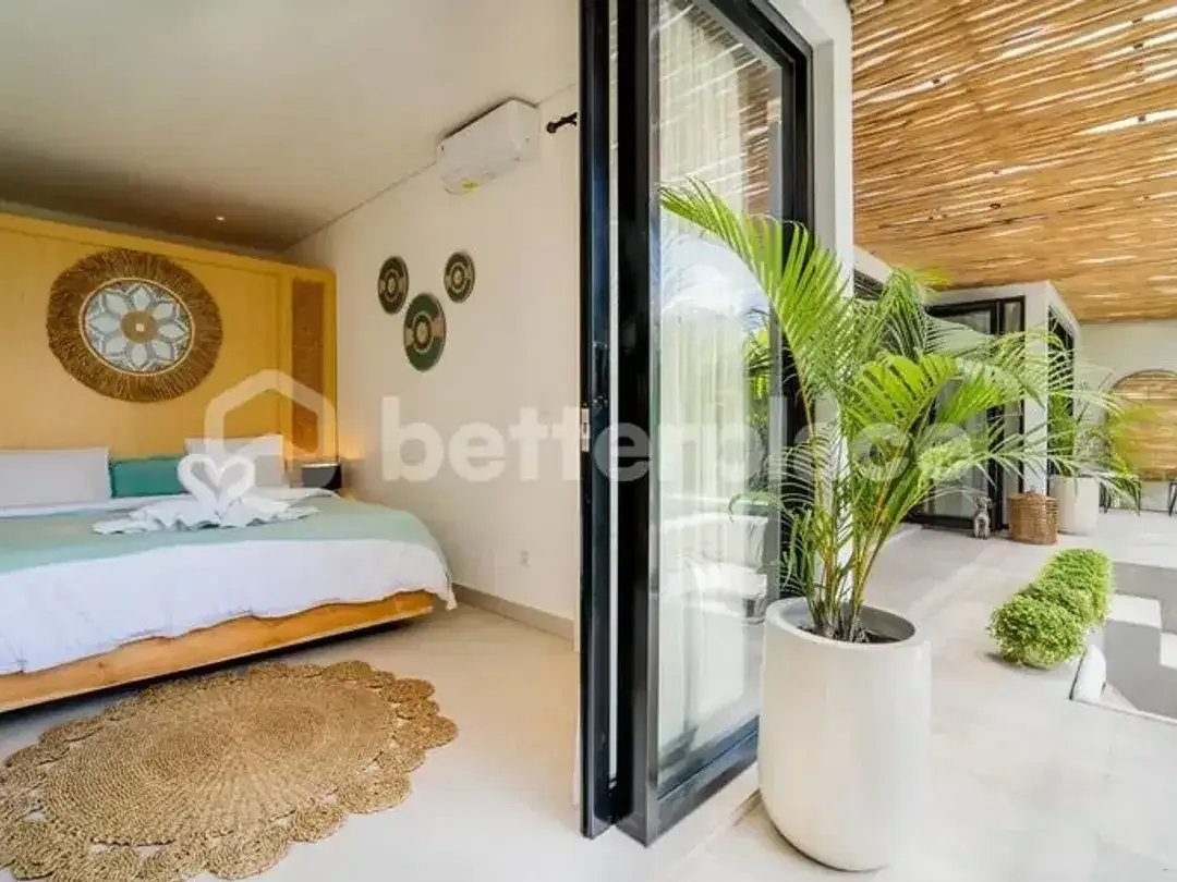 Charming and Modern 3 Bedroom Villa in Kerobokan Area - Image 10 of 10