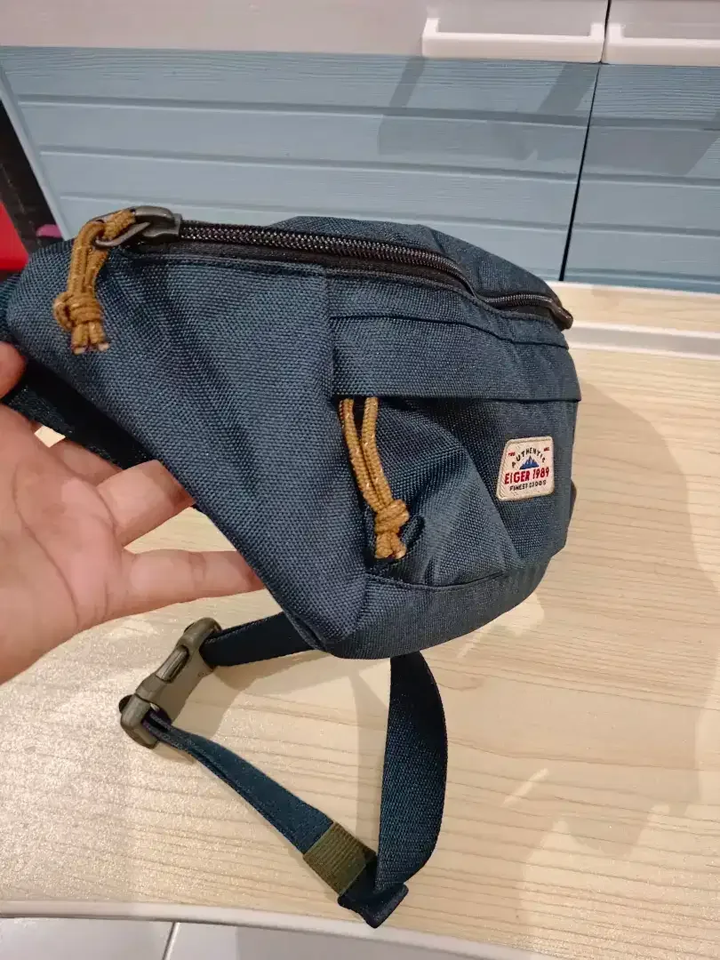 Tas Selempang/Pinggang/Waistbag Merk EIGER DIJAMIN 100% ORIGINAL - Image 10 of 10