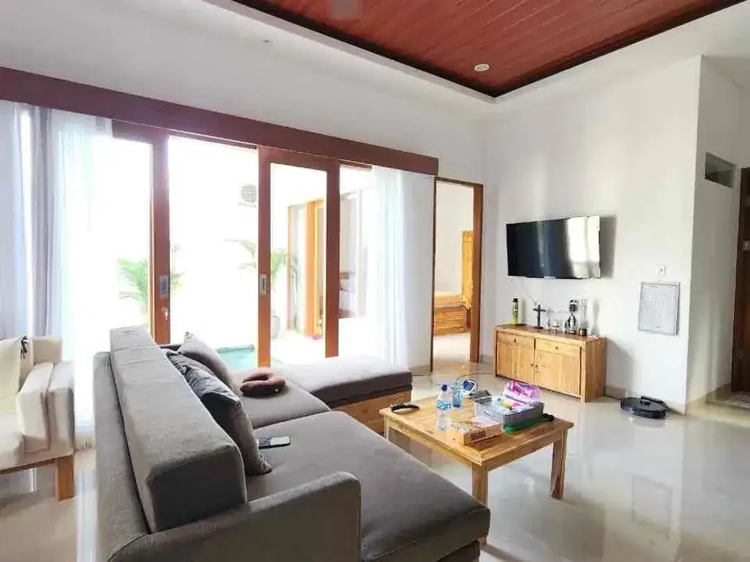 Villa - Image 5 of 10