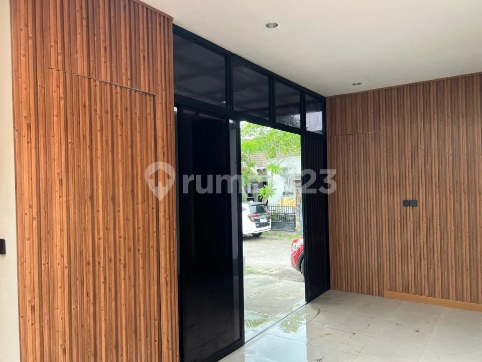 Jarang Ada! Rumah Elegan di Ketewel Gianyar dengan Desain Mewah - Image 2 of 4