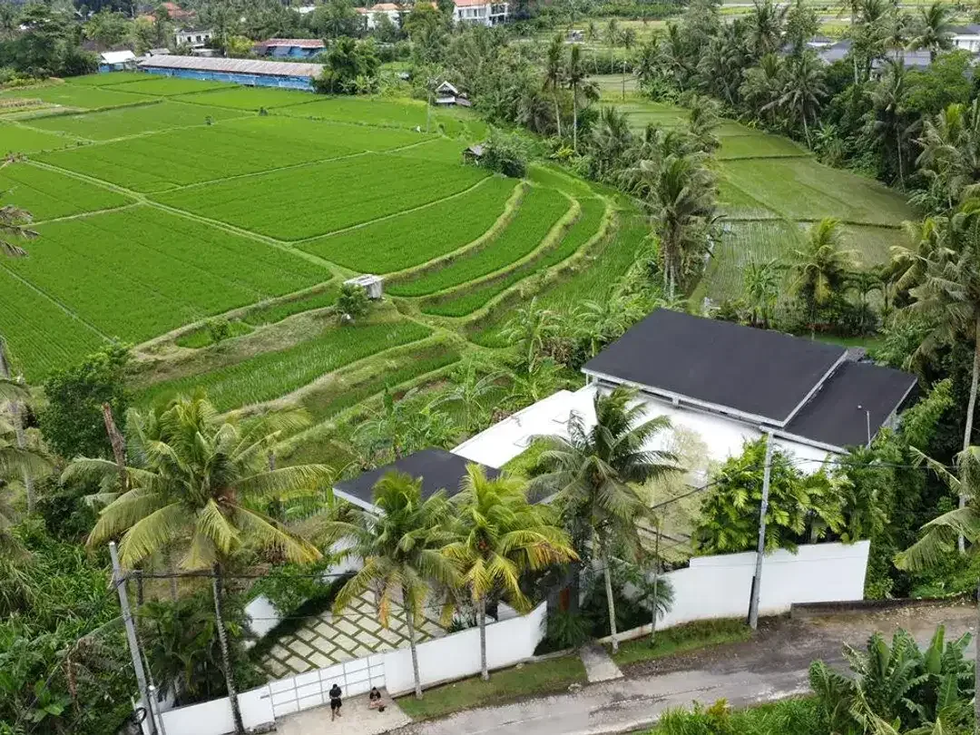 Villa Disewakan Tahunan – Hunian Nyaman & Lingkungan Tenang - Image 8 of 10