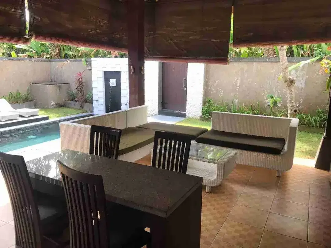 Villa furnished near gusto mertanadi electric bill included pet friendly sublease allowed strategic near seminyak - Image 9 of 10