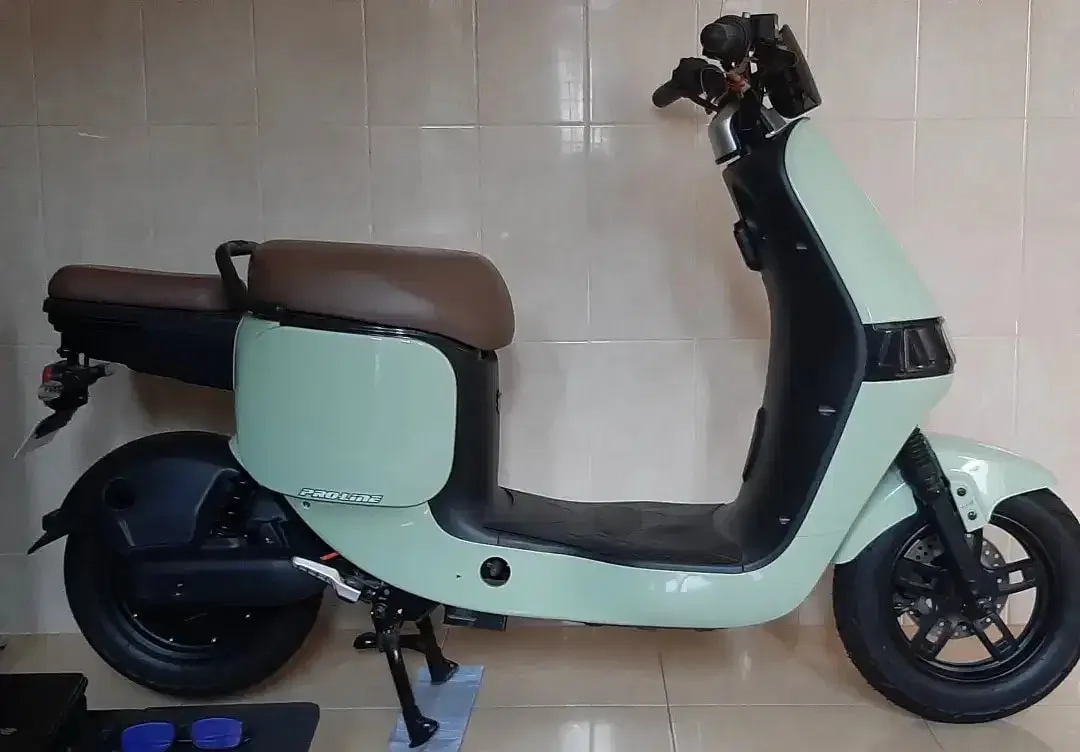Sepeda listrik viar c3x hadiah kantor - Image 2 of 3