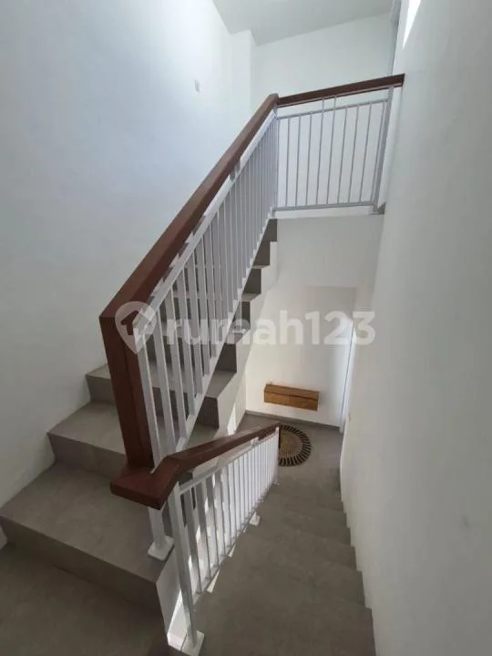 Disewakan Villa 3Kt Siap Huni Furnished Siligita Nuda Dua Bali - Image 4 of 4