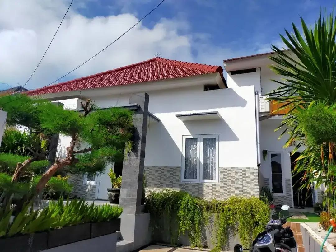 RUMAH MODERN DI PERUMAHAN KAWASAN ELITE AREA TAMAN MUMBUL NUSA DUA - Image 6 of 10