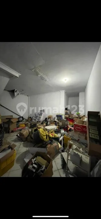 Ruko Siap Menghasilkan. Sudah Ada Penyewa Beberapa Tahun Ke Depan - Image 3 of 4