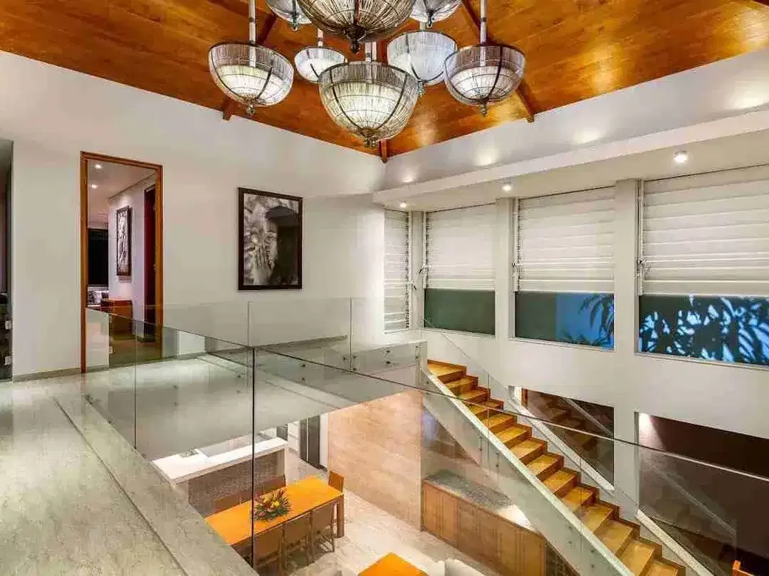 villa modern lantai 2 kerobokan kelod - Image 5 of 10