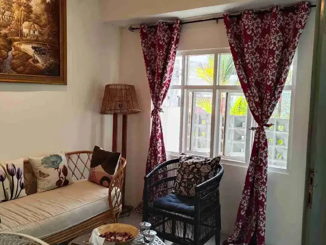 Rumah 2Lantai Siap Huni Hadap Timur Di Lokasi Strategis Di Jimbaran Bali - Image 6 of 10