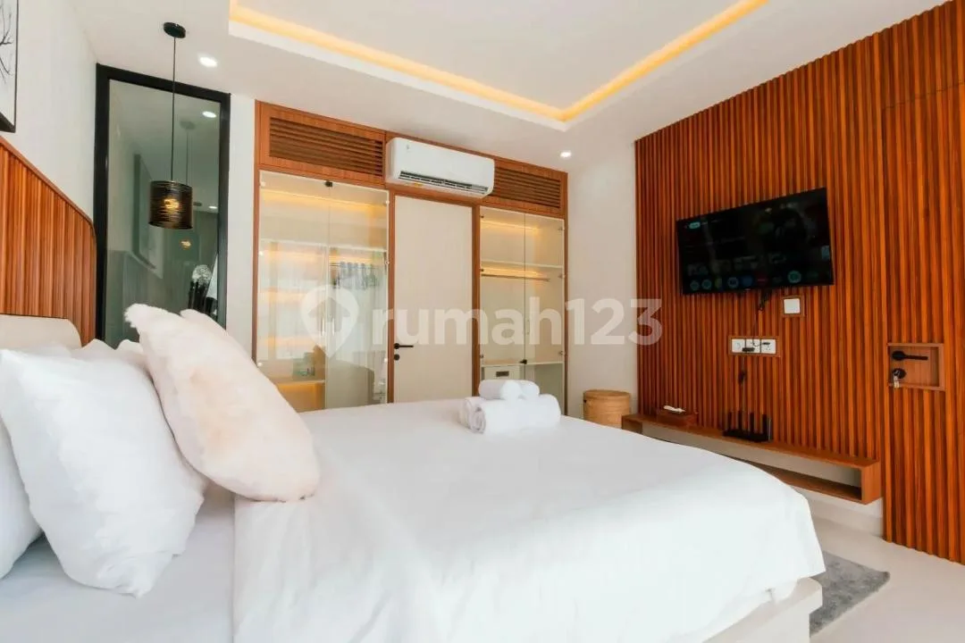 Modern Villa Complex In Kerobokan 2 Bedroom Fully Furnished - Image 4 of 4