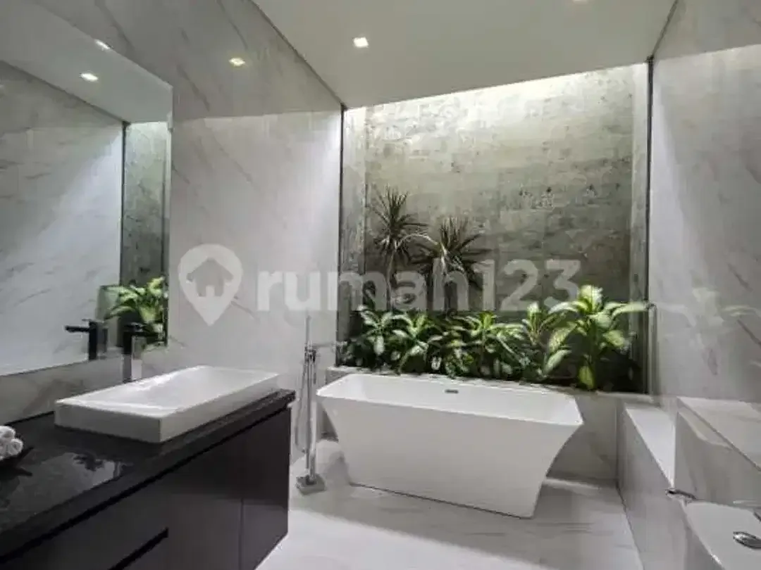 Vila Tropis Mewah Modern Multi Level, Jimbaran Dekat Gwk - Image 9 of 10