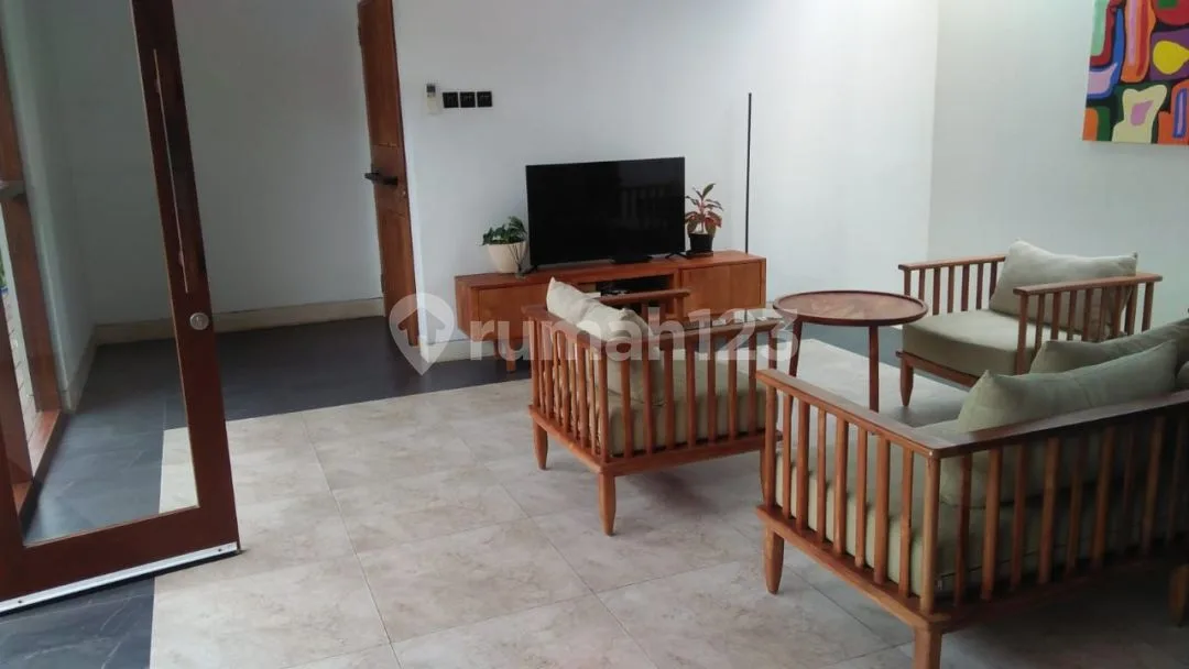 For Rent Yearly Luxury Villa 3BR Canggu Near To Pererenan Beach - Image 4 of 4