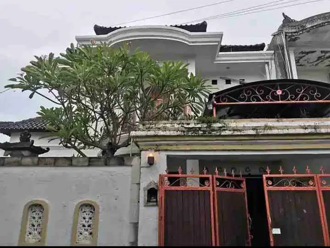 RUMAH LANTAI II DI KEROBOKAN BATUBIDAK BADUNG BALI - Image 1 of 9