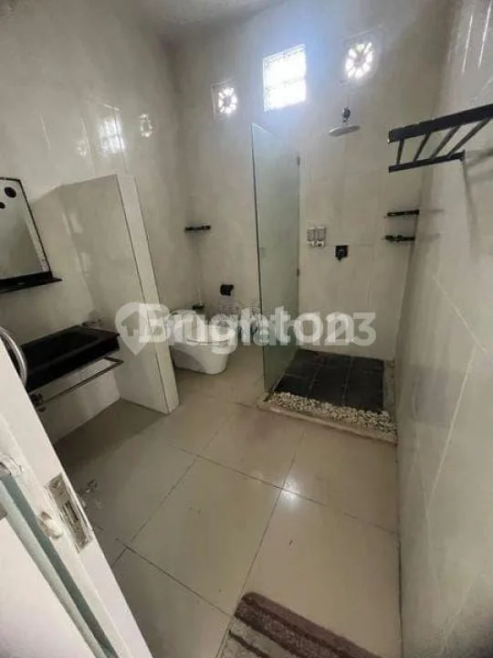 Villa Cantik Berawa Siap Huni, Kolam Renang Pribadi - Image 2 of 4