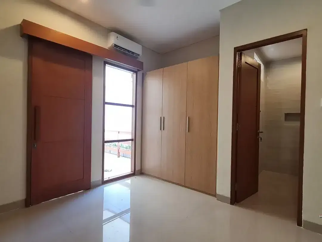 Villa Indah 3 Kamar Tidur Disewakan di Sanur - Dekat Pantai Sanur - Image 7 of 10