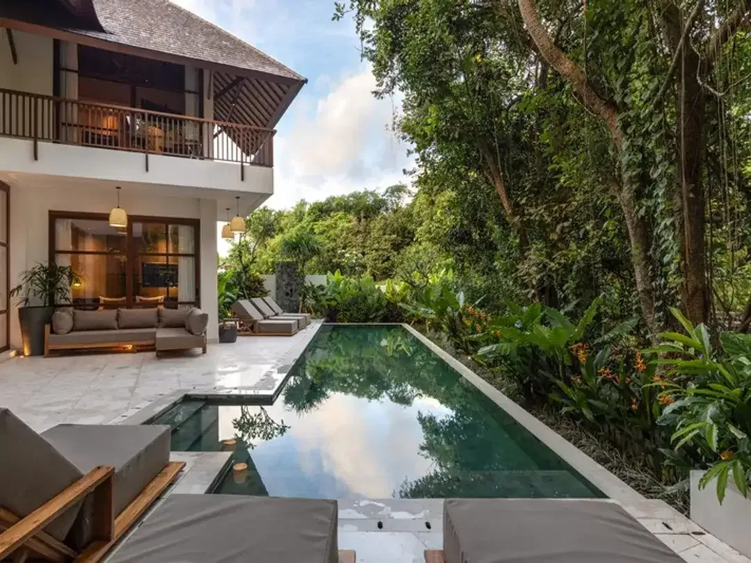 Leasehold - Refined Island Sanctuary - Spacious 5BR Villa Designed for Luxury Living - Image 1 of 10