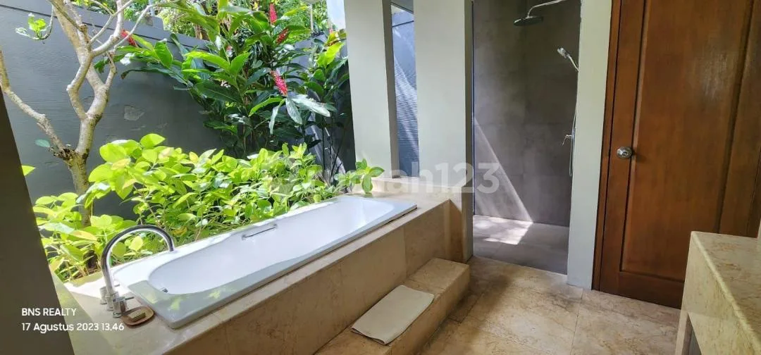 Villa Dijual Lokasi Seminyak - Image 4 of 4