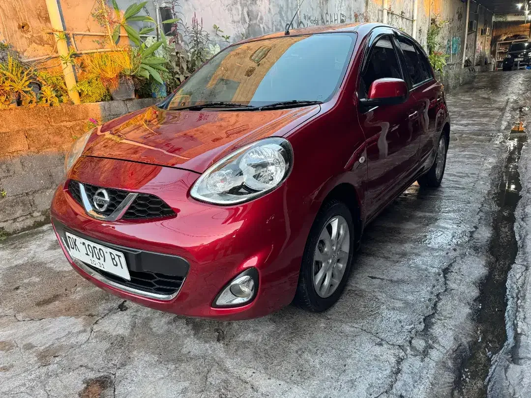 Nissan March 1.5 CC matic asli bali orisinil total bisa kredit DP 10jt - Image 1 of 10