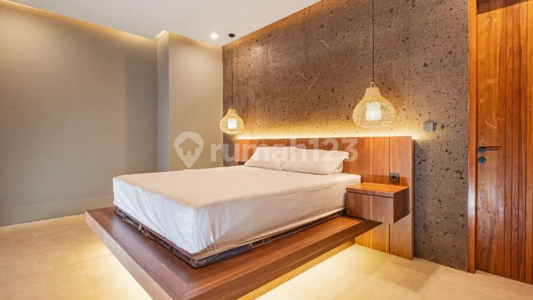 Eiffel Villa Modern 2 Bedroom Villa In Munggu For Sale - Image 3 of 4