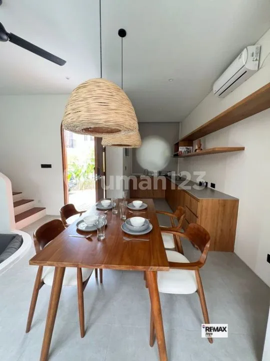Modern Tropical 2 Bedroom Villa For Rent In Pererenan, Badung Area - Image 3 of 4