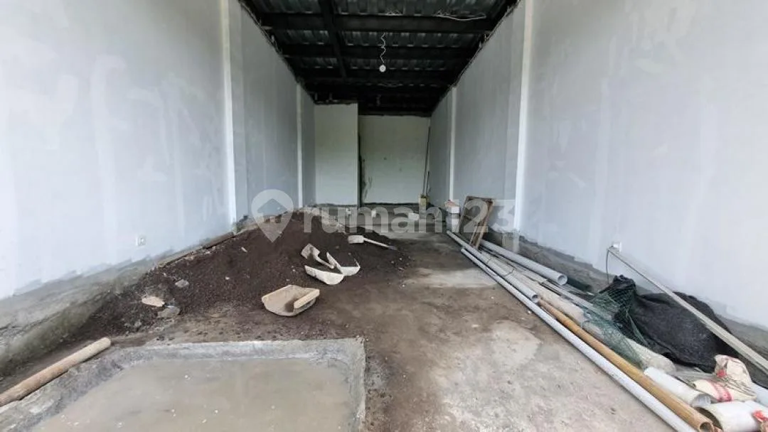 Lokasi Premium!! Ruko Kawasan Ramai Labuan Sait Dekat Pantai Bingin - Image 3 of 4