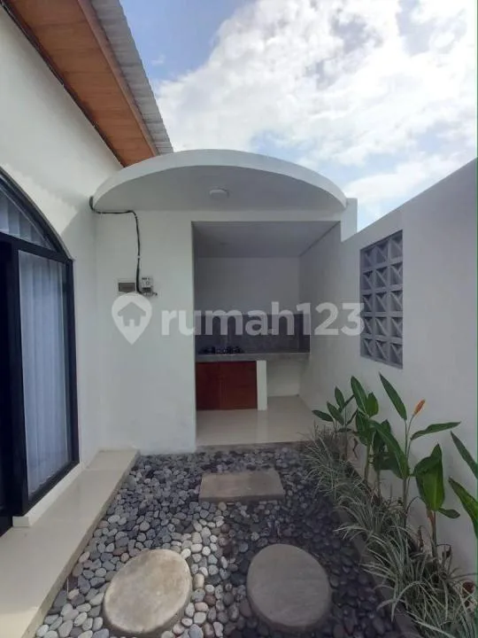 Disewakan - Guest House Tanah Lot Area Tanah Lot - Dekat Luna Beach - Image 2 of 4