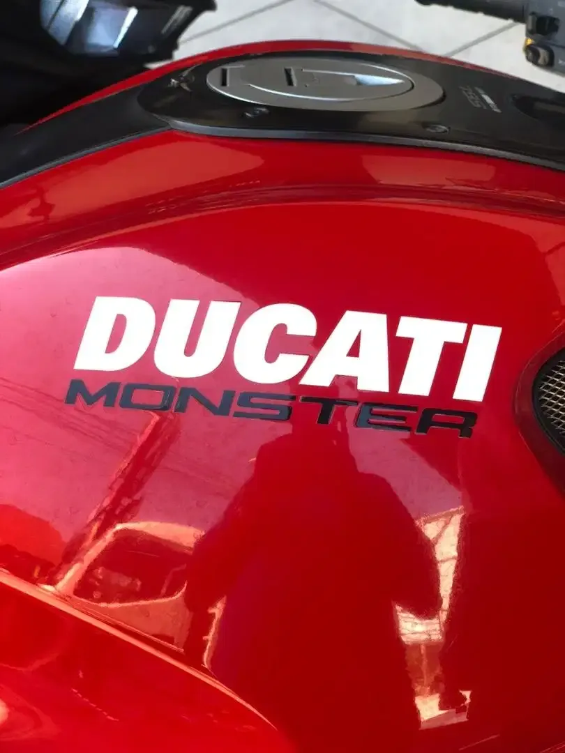 Ducati Monster 975 - Image 9 of 9