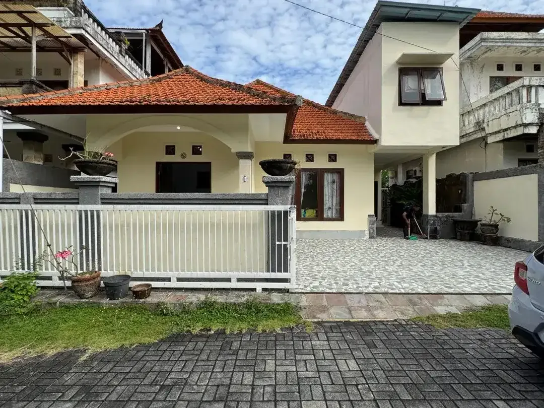 DIJUAL RUMAH KOMPLEK PERUMAHAN NUSA DUA - Image 6 of 10