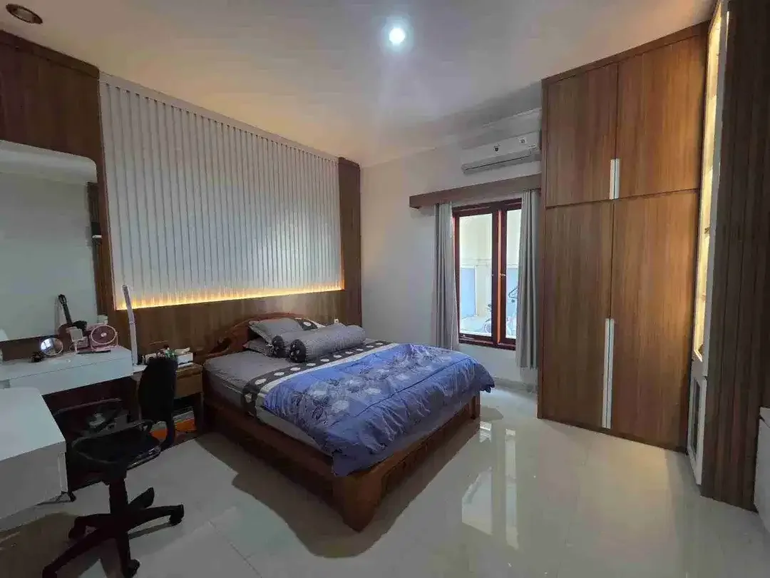 Rumah semi villa 3 Kamar sanur fully Furnished strategis bebas banjir - Image 1 of 10