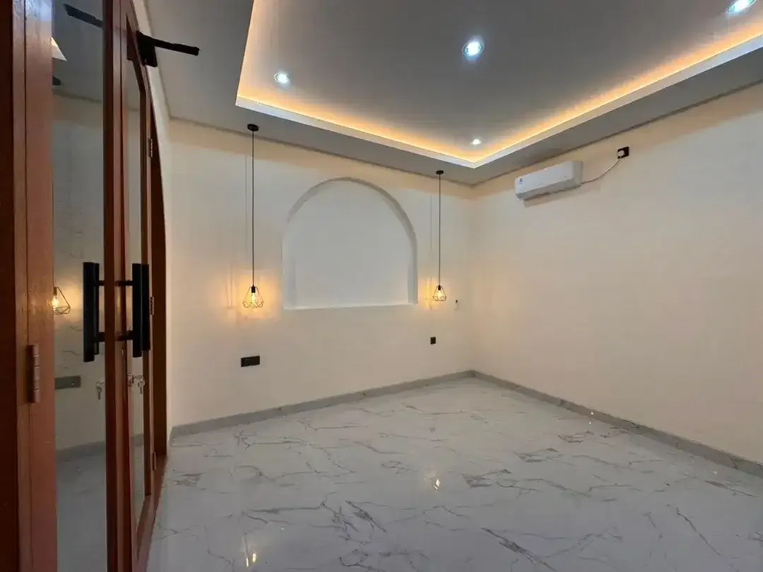 BRAND NEW MODERN VILLA IN BABAKAN CANGGU - Image 9 of 10