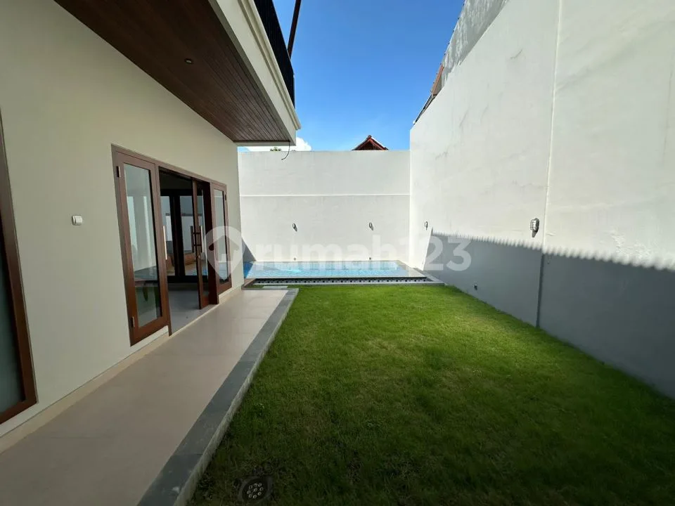 Brand New Modern Villa di Merthanadi Kerobokan - Image 4 of 4