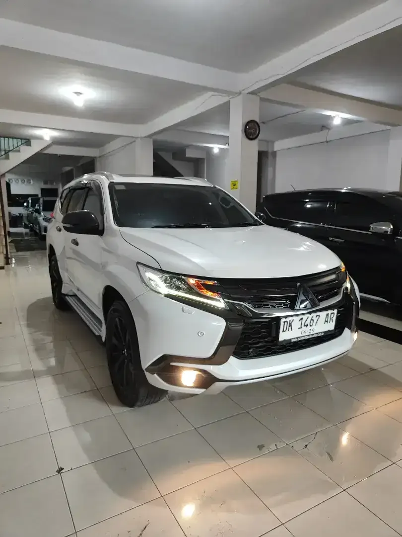 Mitsubishi pajero sport dakar 2019 automatic - Image 2 of 9