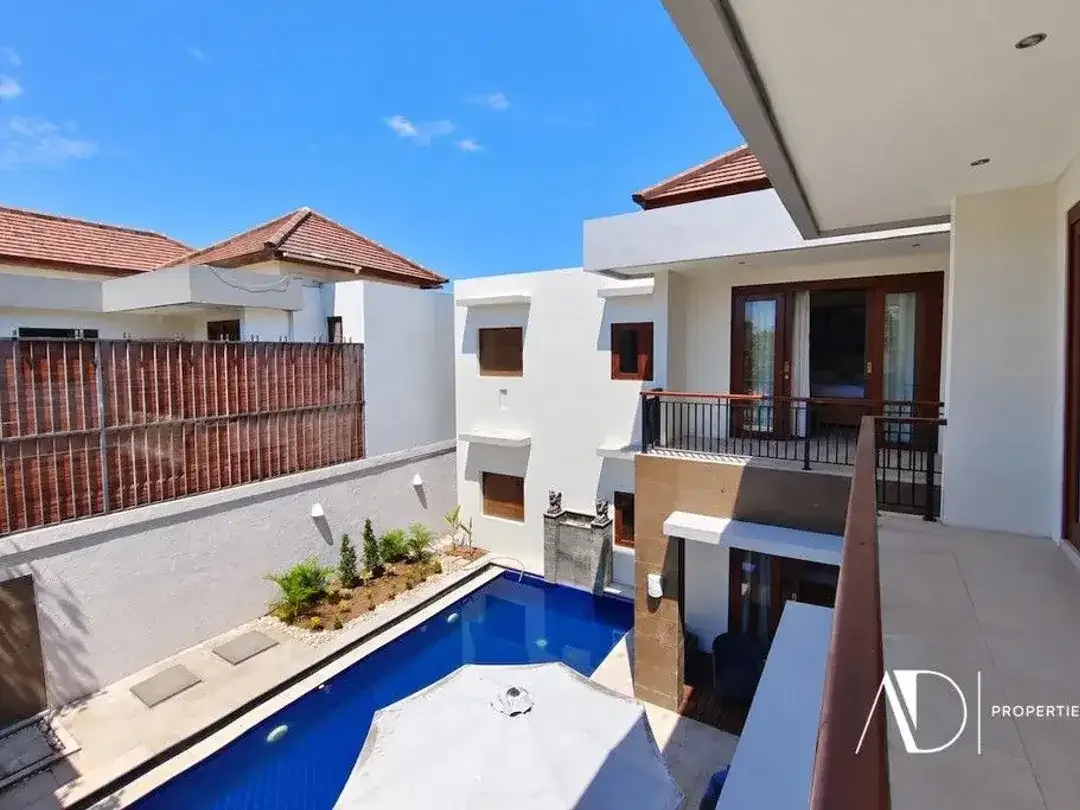 LEASEHOLD | 3-BEDROOM VILLA IN THE HEART OF SEMINYAK - PRIME LOCATION - Image 4 of 10