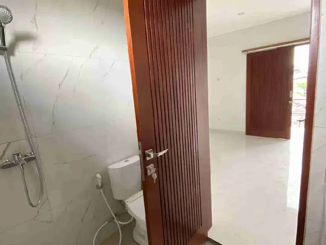 di jual rumah baru depan level 21 Denpasar - Image 4 of 8